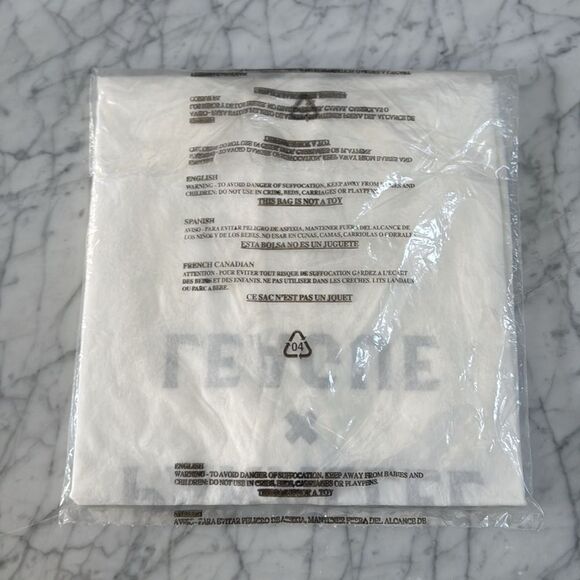 NIB Parallel x League- White Tee Size XL Mens - Picture 8 of 8